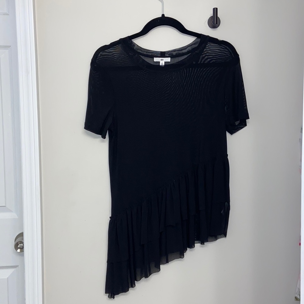 Sheer black asymmetric hem short sleeve top.